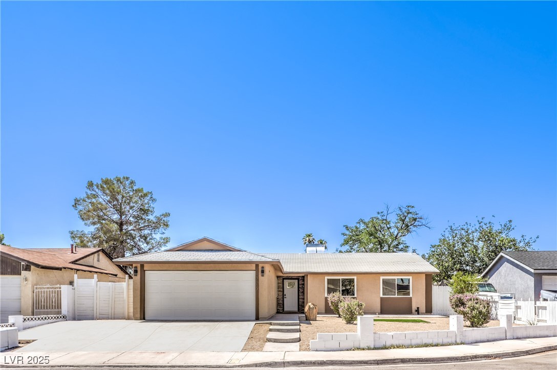 3887 Delling Court Property Photo 1