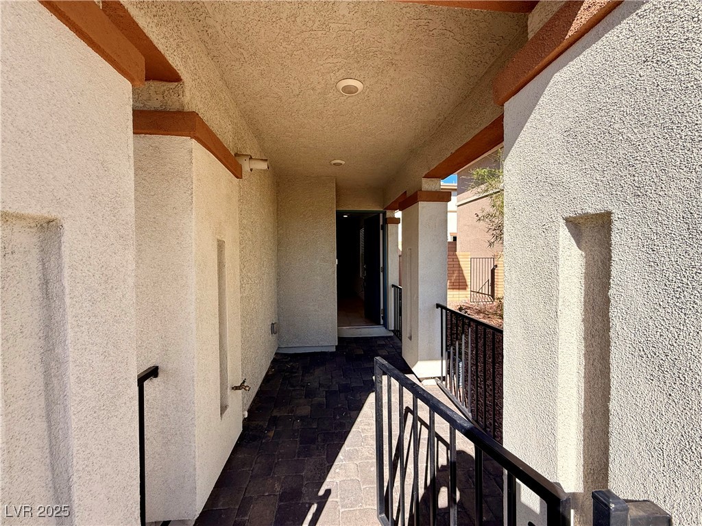 324 Silva Place Property Photo 3