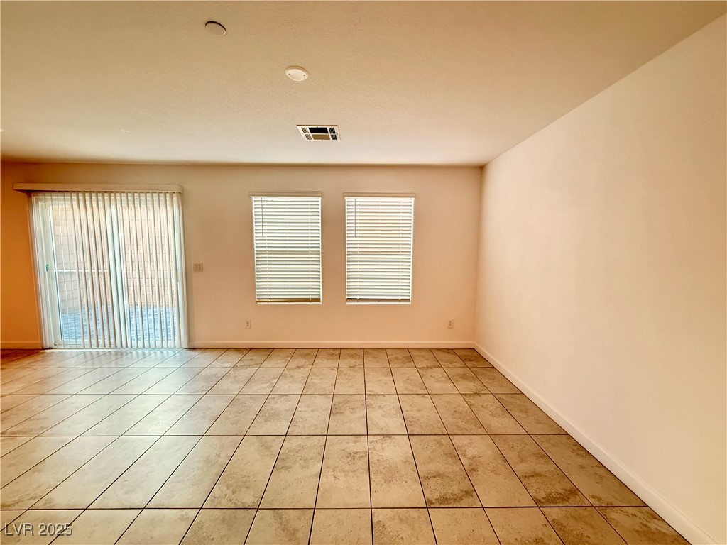 324 Silva Place Property Photo 7