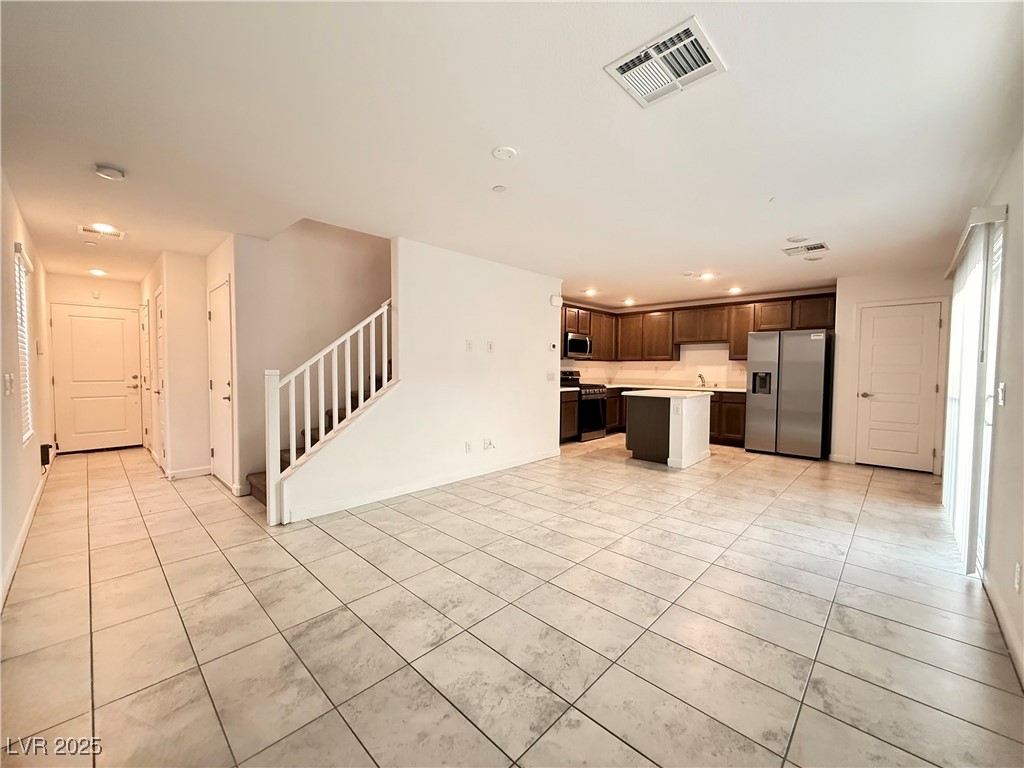 324 Silva Place Property Photo 9