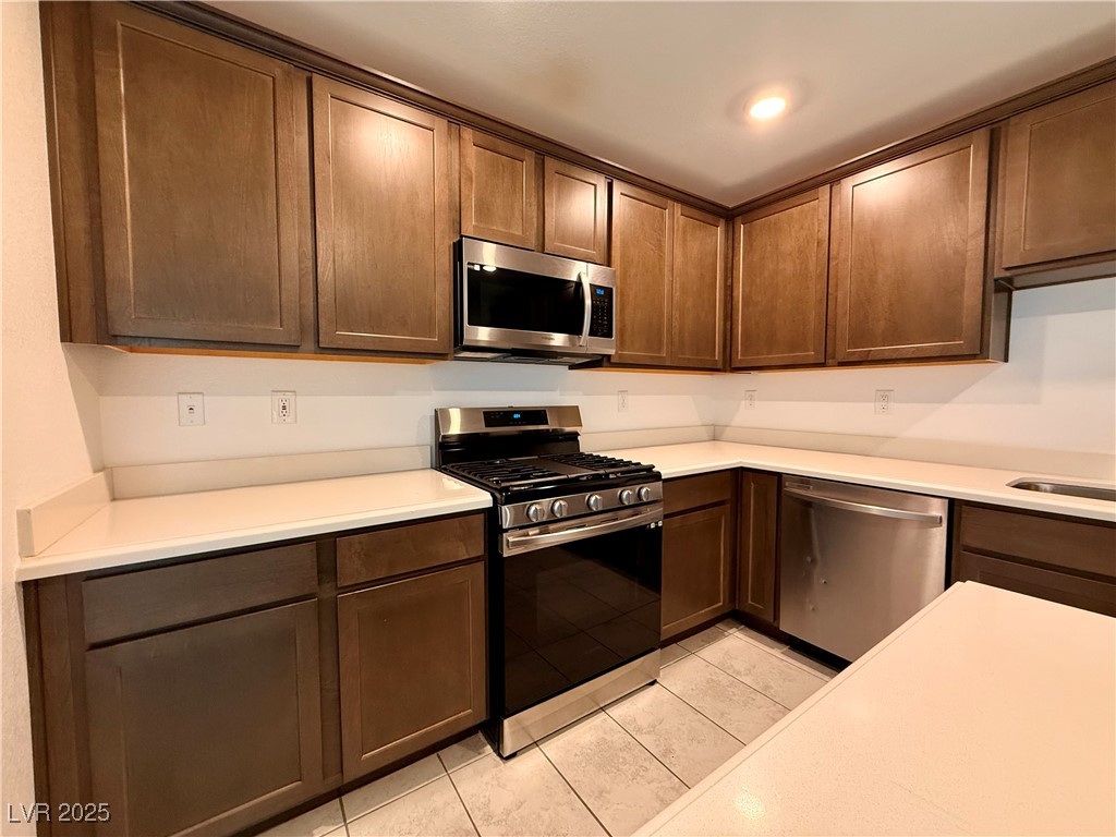 324 Silva Place Property Photo 12