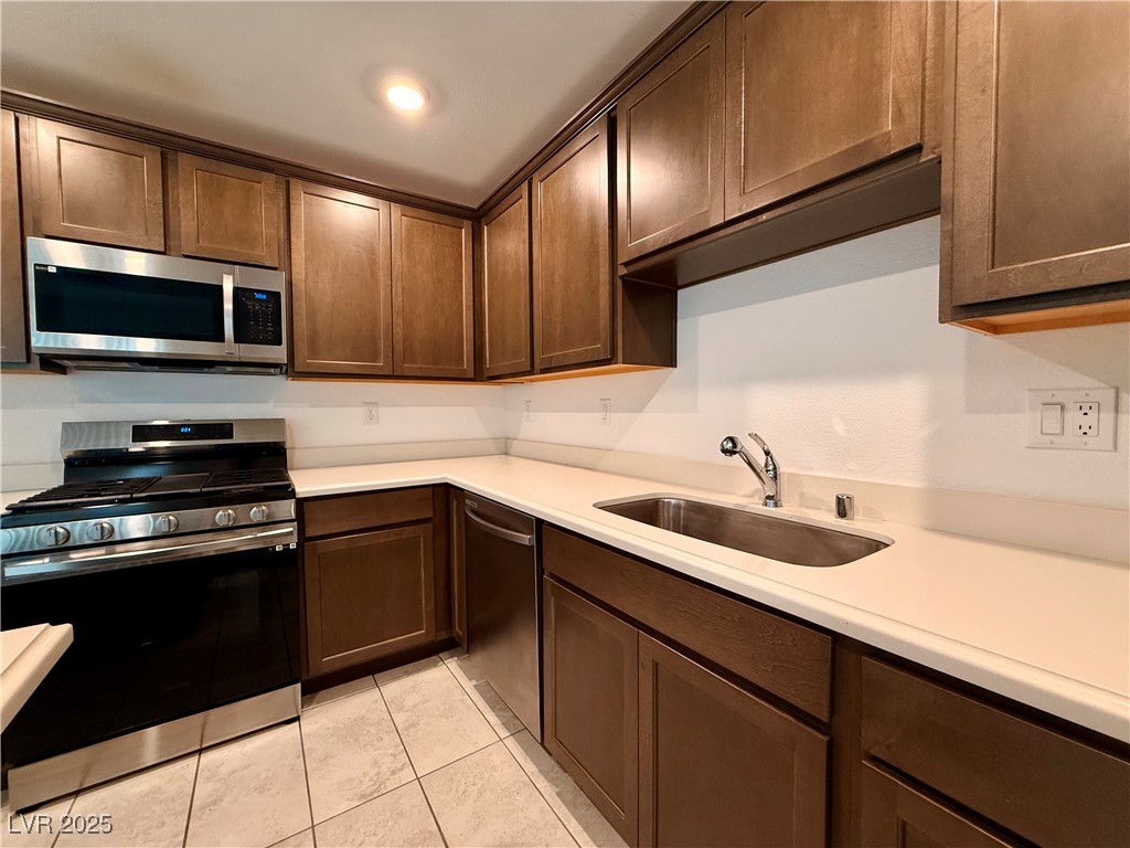 324 Silva Place Property Photo 15