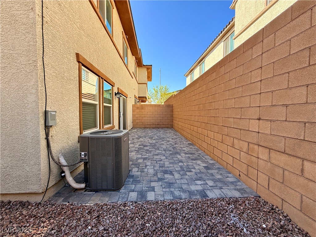 324 Silva Place Property Photo 42