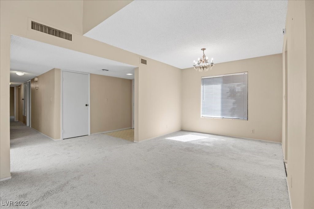 2567 Pera Circle Property Photo 6