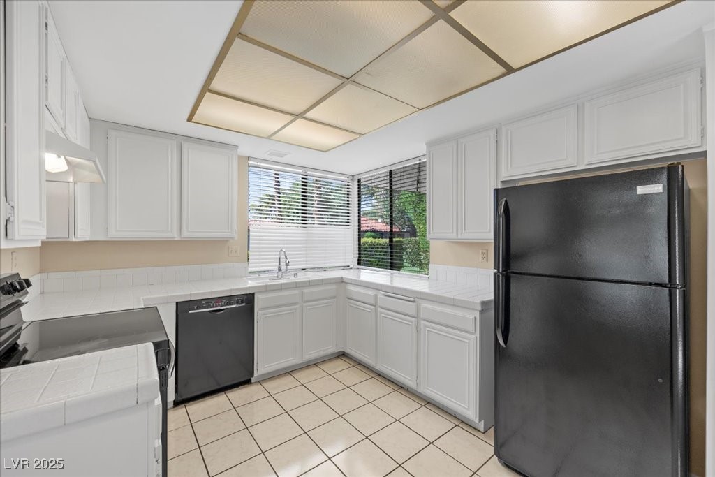 2567 Pera Circle Property Photo 10