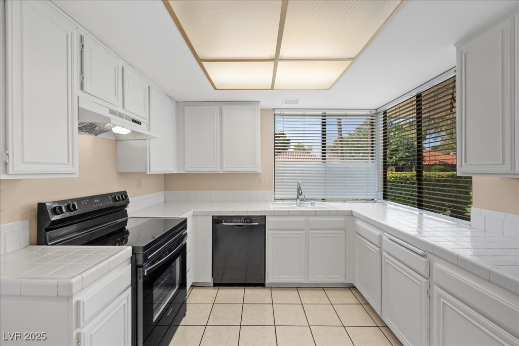 2567 Pera Circle Property Photo 11