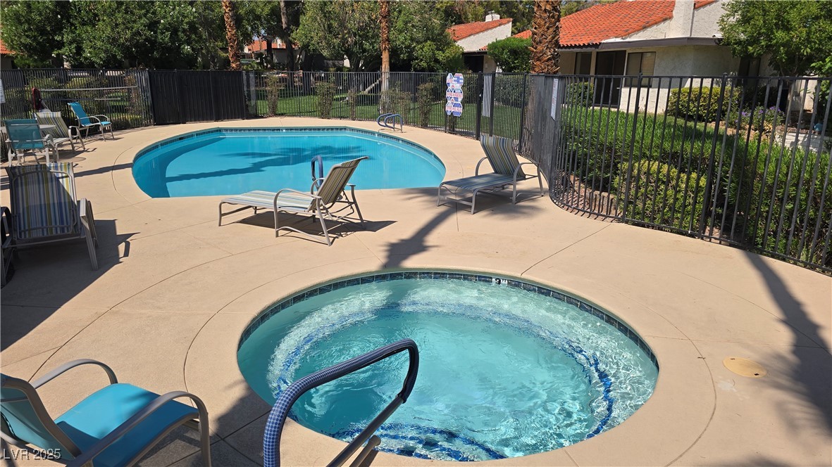 2567 Pera Circle Property Photo 26