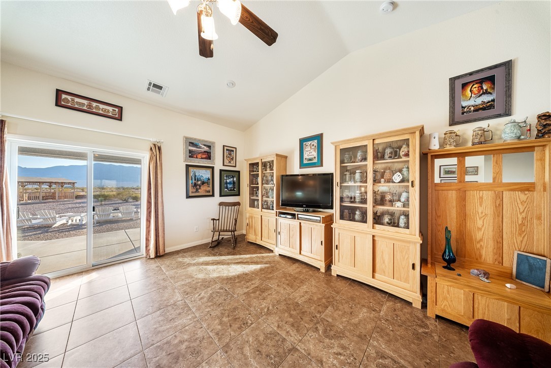 4153 West Panorama Street Property Photo 14