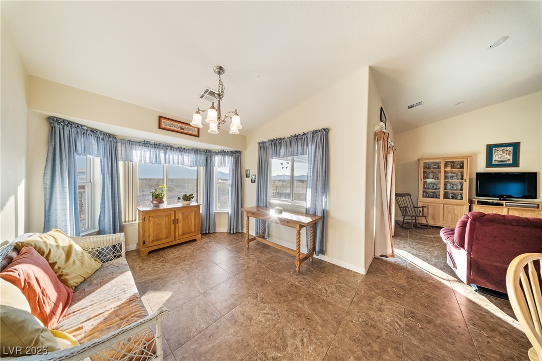 4153 West Panorama Street Property Photo 18