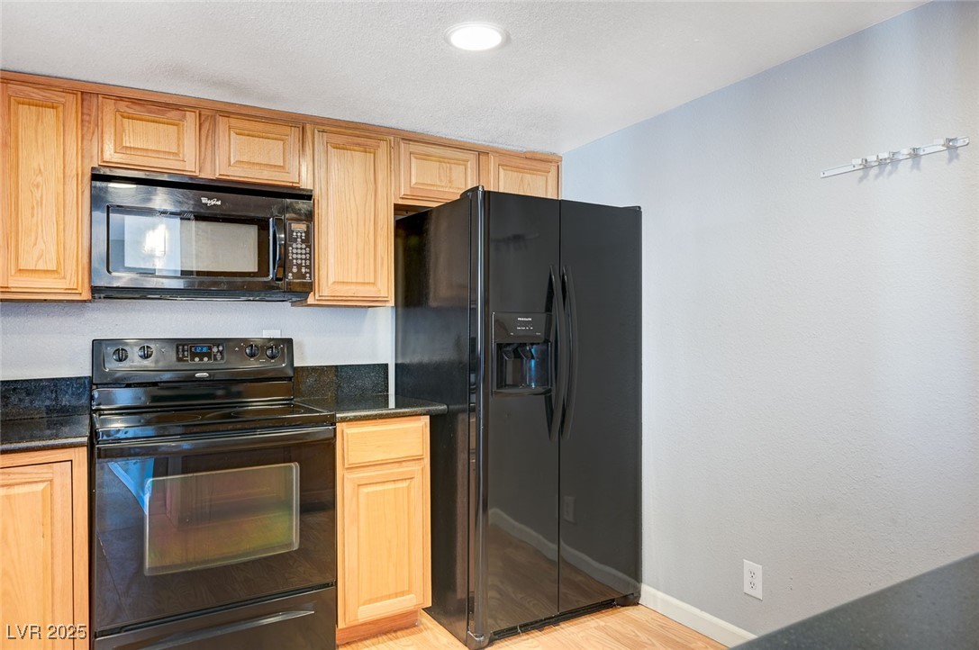 3930 University Center Drive 806 Property Photo 13