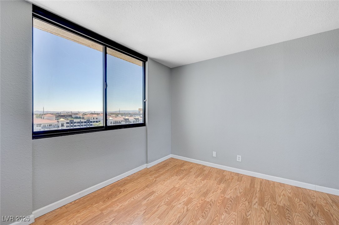 3930 University Center Drive 806 Property Photo 21