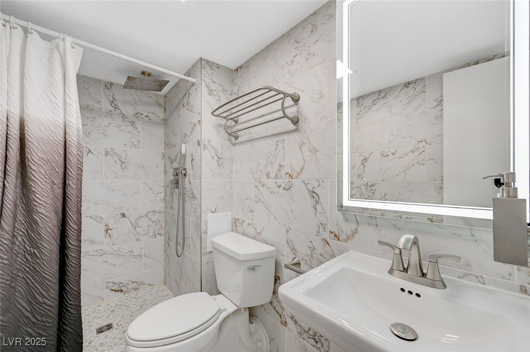 3930 University Center Drive 806 Property Photo 24