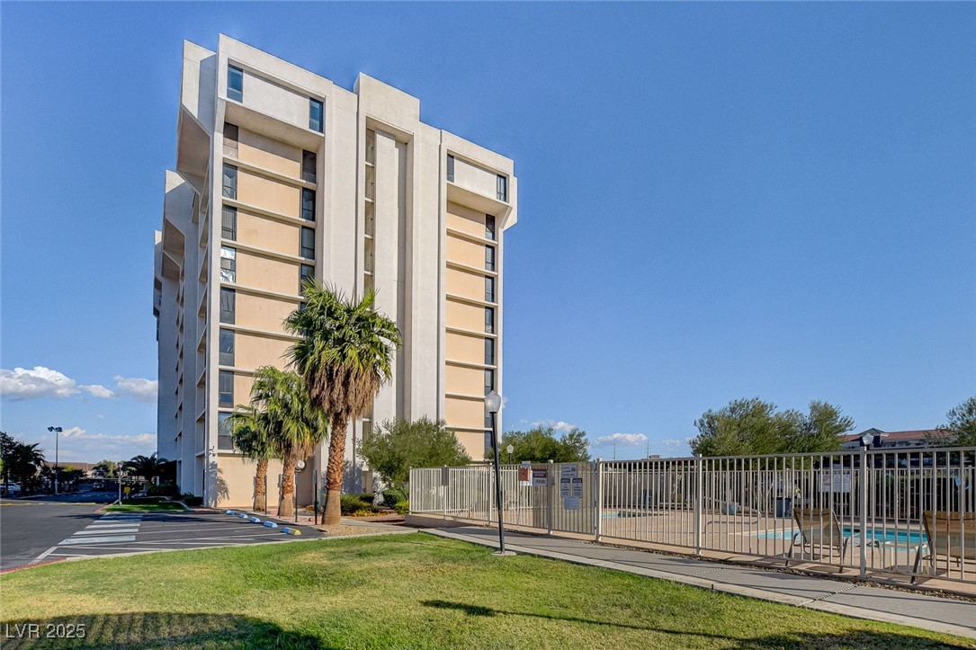 3930 University Center Drive 806 Property Photo 53