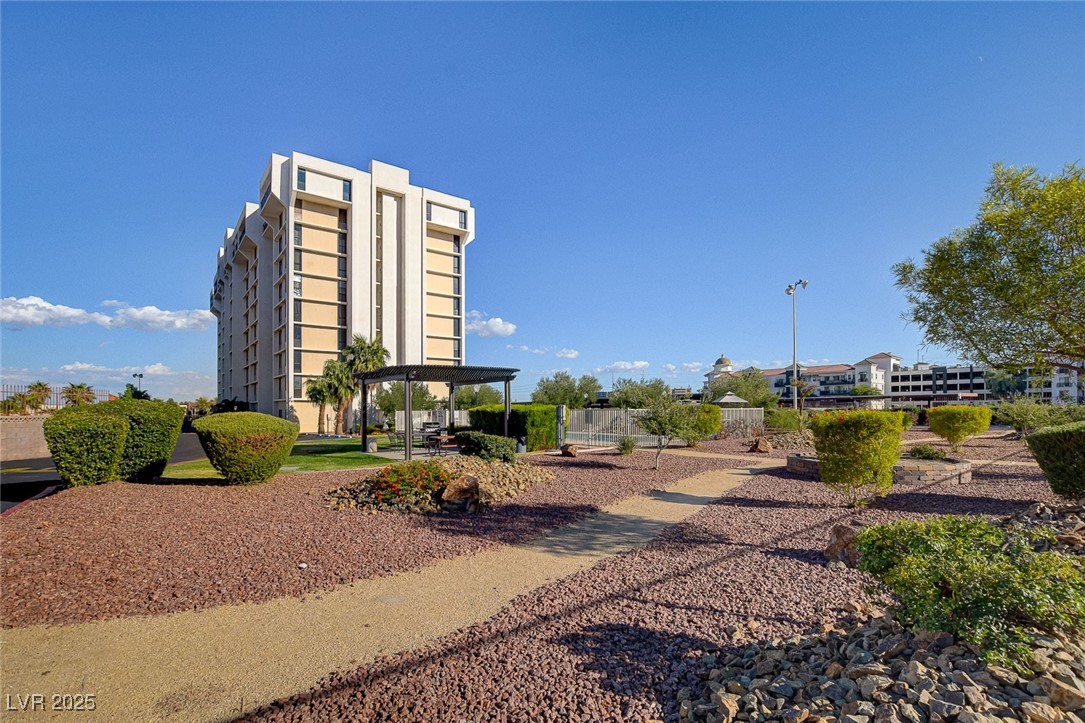 3930 University Center Drive 806 Property Photo 56