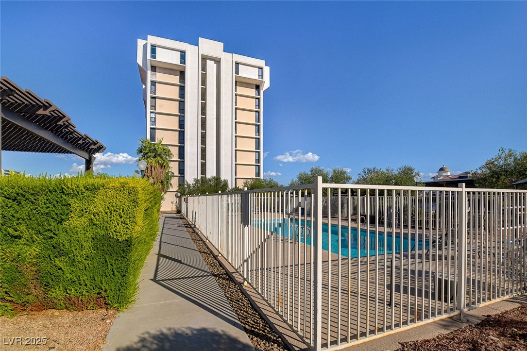 3930 University Center Drive 806 Property Photo 57