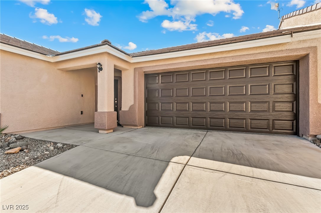 2843 China Cove Street Property Photo 3