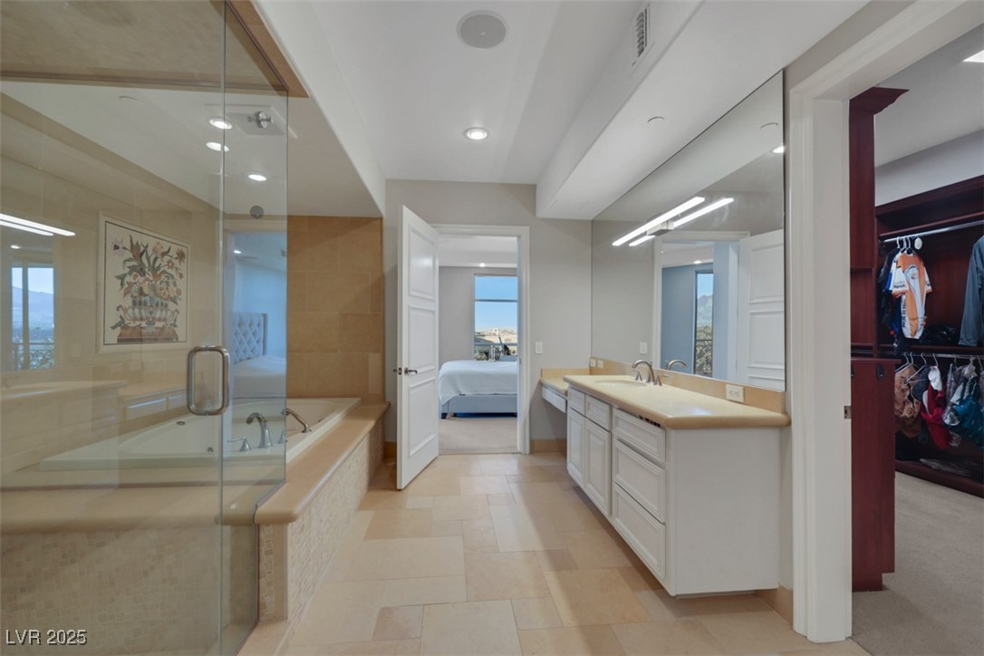 9103 Alta Drive 404 Property Photo 18