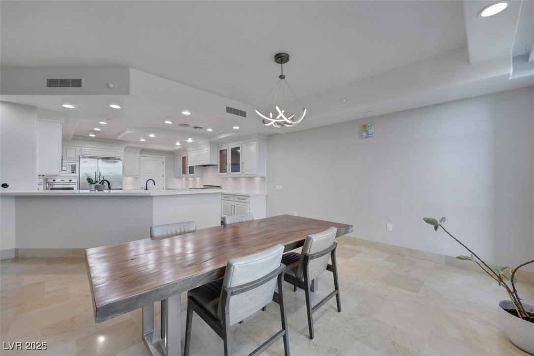 9103 Alta Drive 404 Property Photo 27