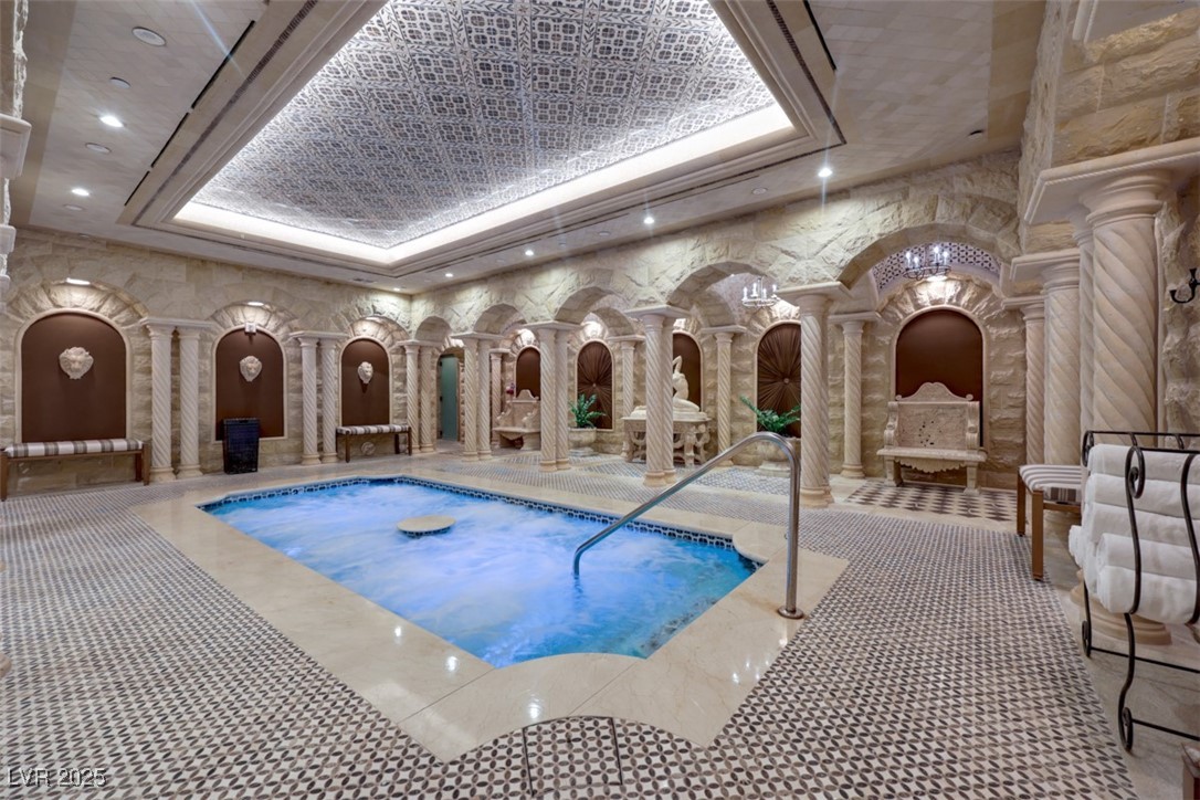 9103 Alta Drive 404 Property Photo 42