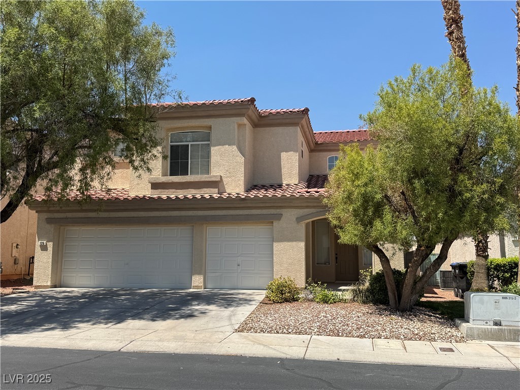 125 Lakewood Garden Drive Property Photo 2