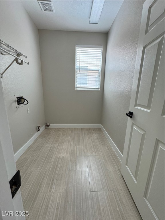 125 Lakewood Garden Drive Property Photo 6