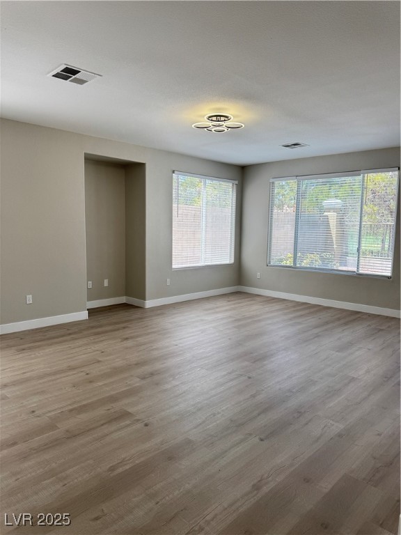 125 Lakewood Garden Drive Property Photo 8