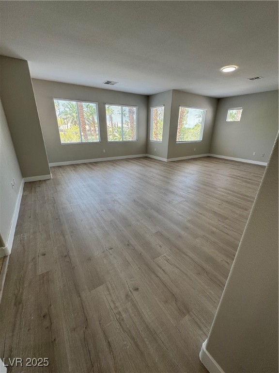 125 Lakewood Garden Drive Property Photo 18