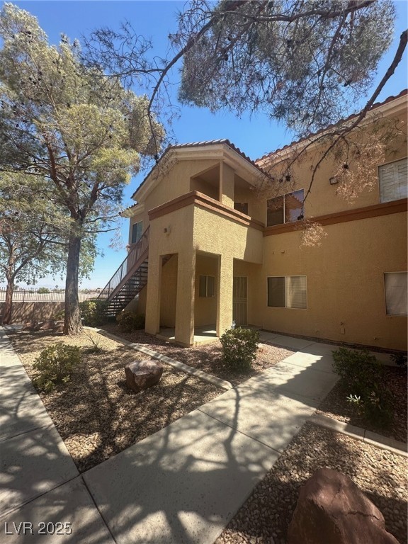 1050 East Cactus Avenue 1036 Property Photo 1
