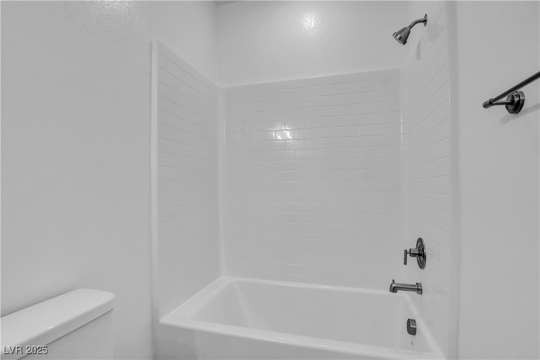 321 Blossom Wind Street Property Photo 6