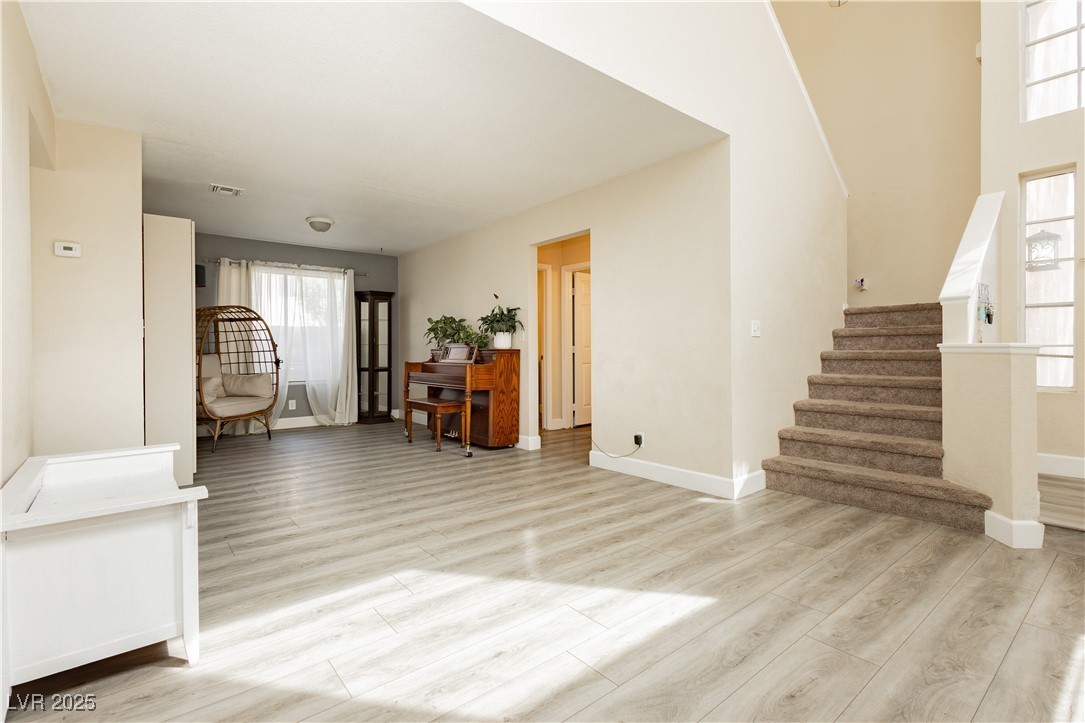 425 Cherry Meadows Court Property Photo 7