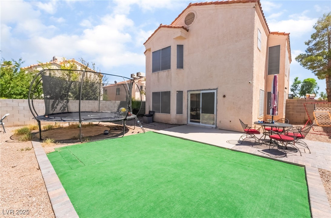 425 Cherry Meadows Court Property Photo 26