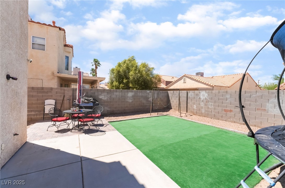 425 Cherry Meadows Court Property Photo 27