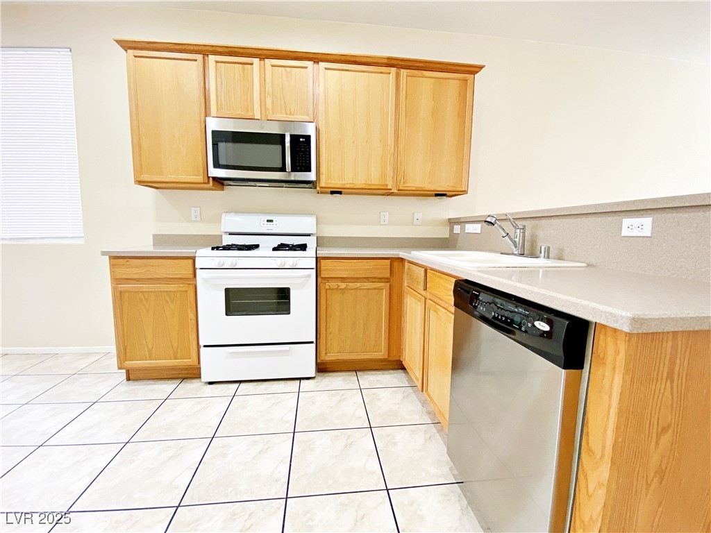 4074 Sparrow Rock Street Property Photo 21