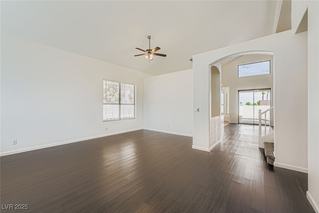 1598 Signal Butte Way Property Photo 4