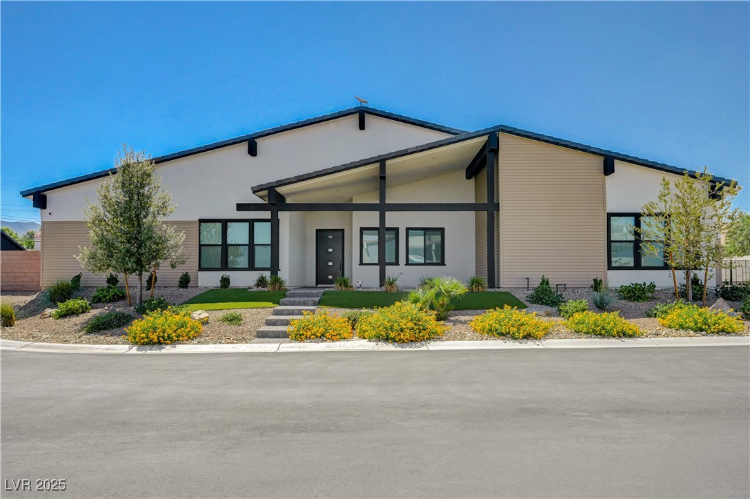 5745 El Royale Court Property Photo