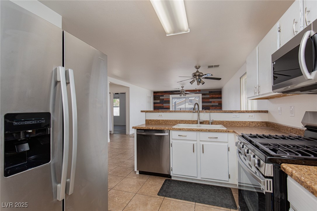 648 Carlos Julio Avenue Property Photo 11