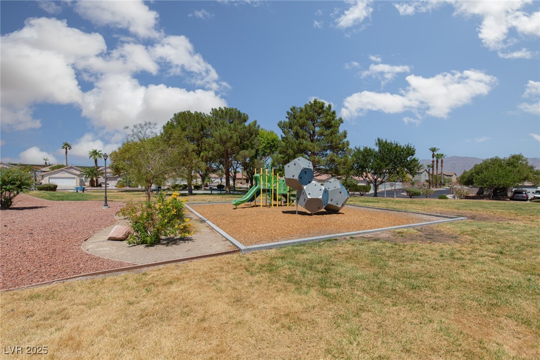 648 Carlos Julio Avenue Property Photo 28