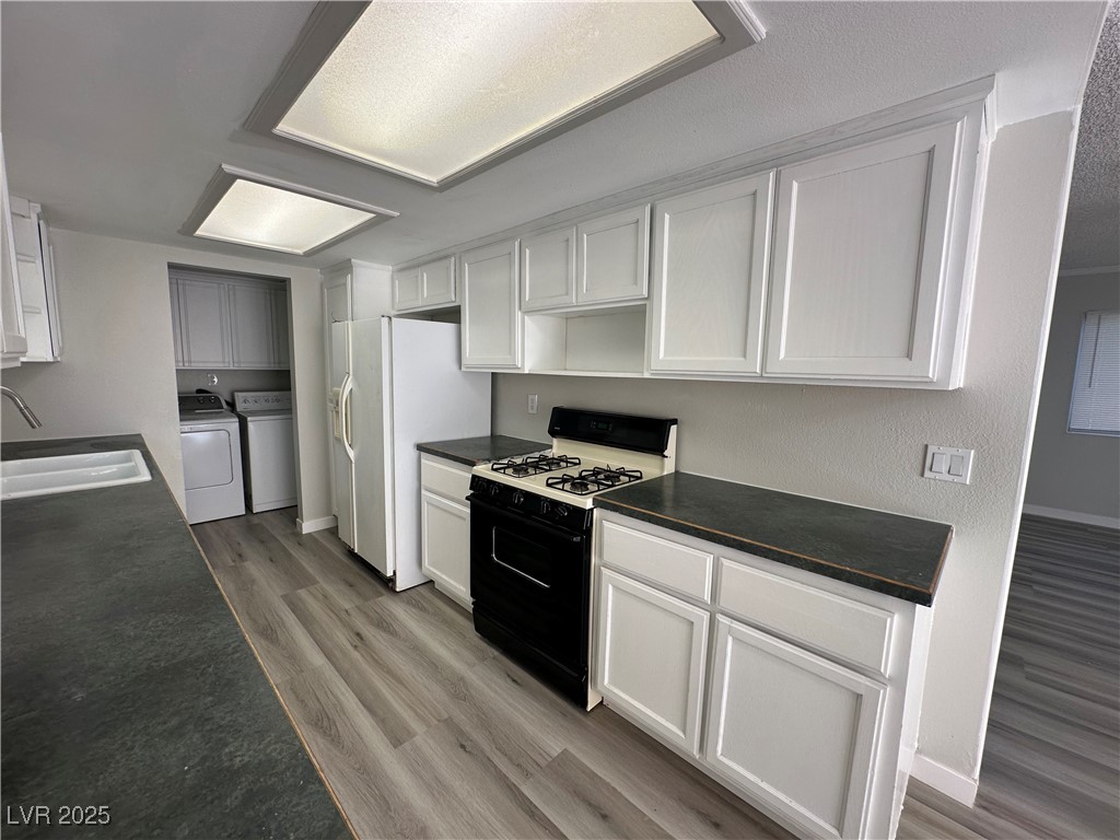 2405 Valparaiso Street Property Photo 10