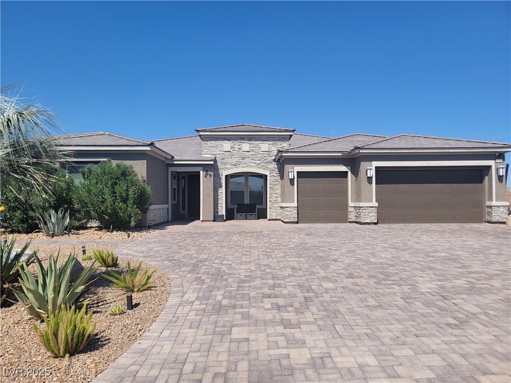 8740 South Pioneer Way Property Photo 1