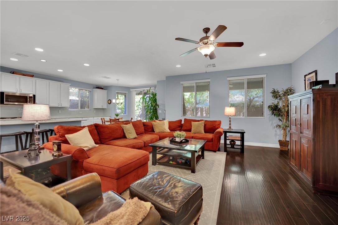 6466 American Eagle Avenue Property Photo 10