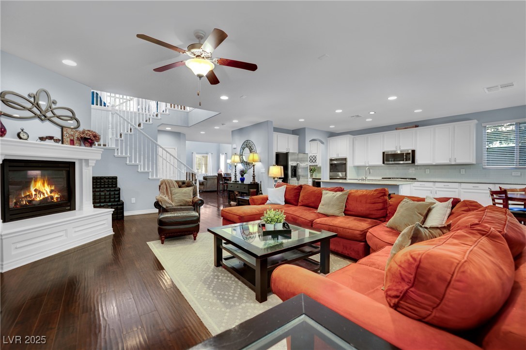 6466 American Eagle Avenue Property Photo 12