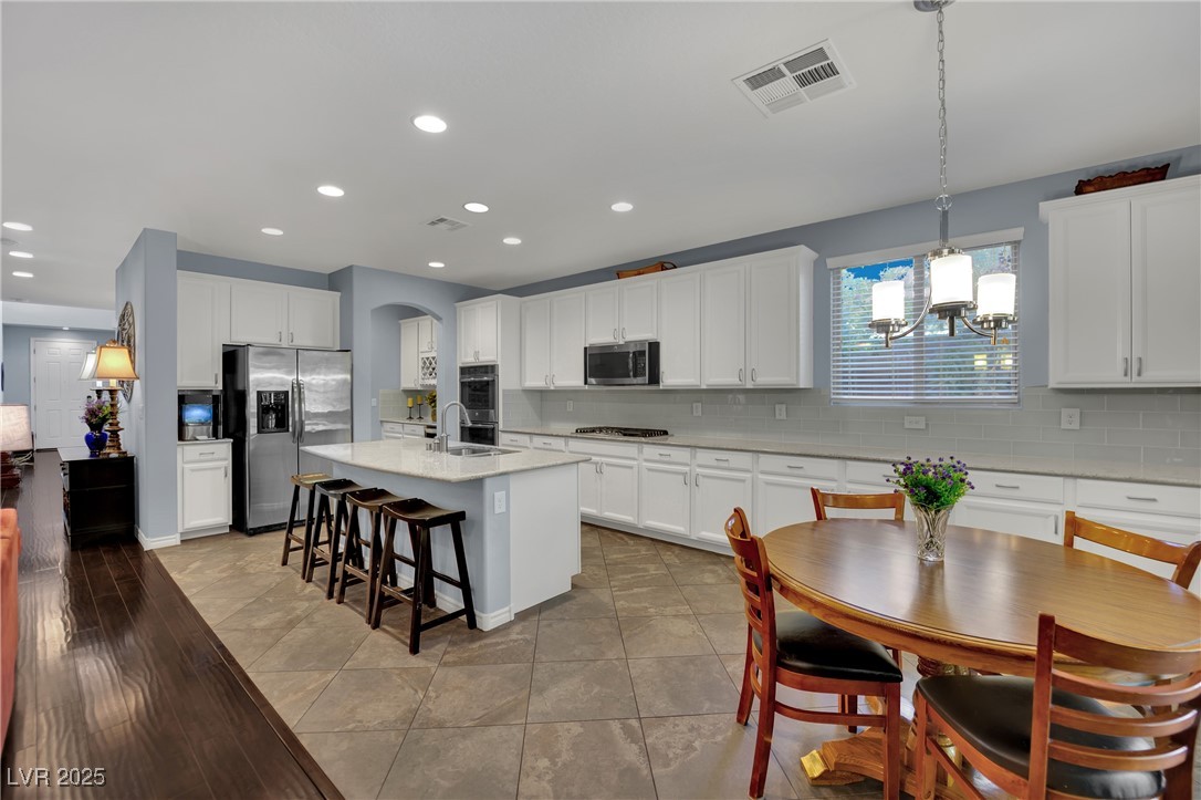 6466 American Eagle Avenue Property Photo 15