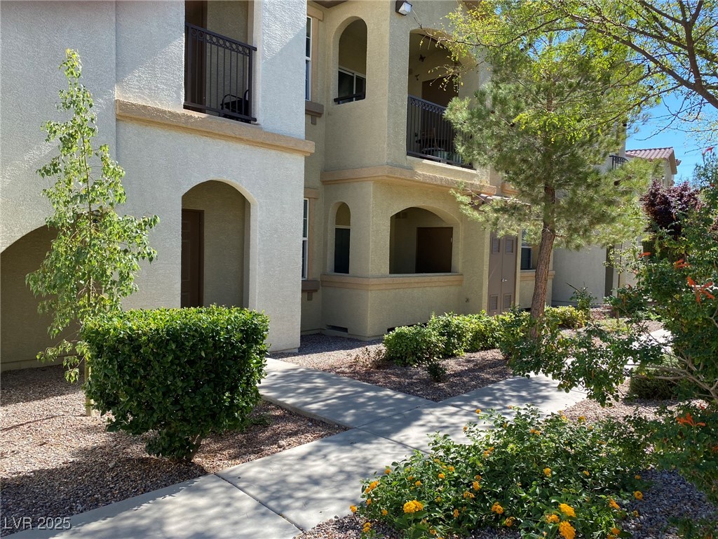 50 Aura De Blanco Street 13103 Property Photo 1