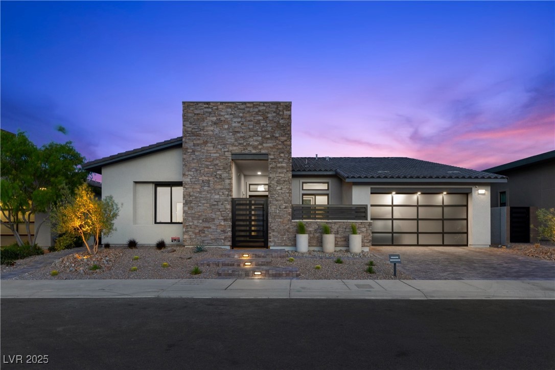 508 Vista Sunset Avenue Property Photo 2