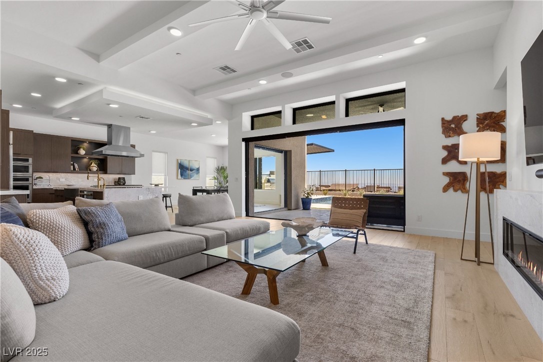 508 Vista Sunset Avenue Property Photo 10