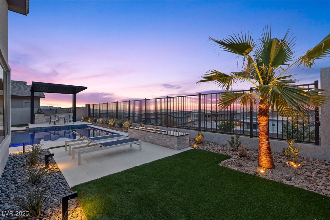 508 Vista Sunset Avenue Property Photo 26