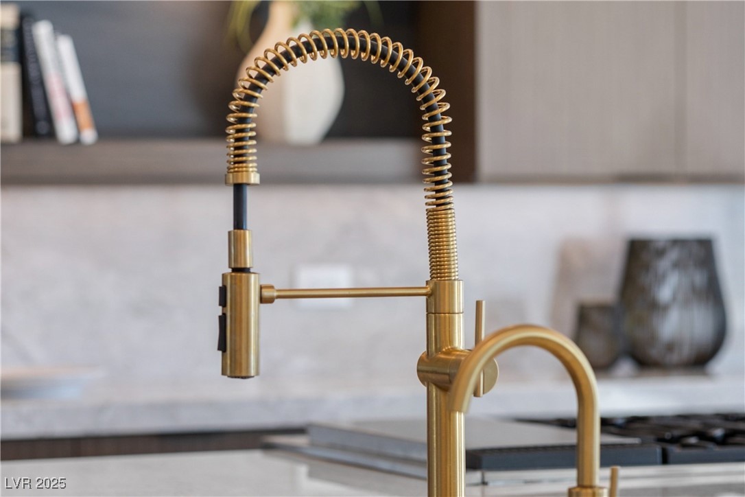 508 Vista Sunset Avenue Property Photo 37