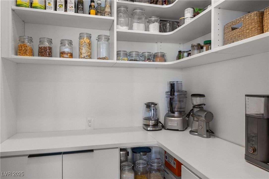 508 Vista Sunset Avenue Property Photo 38