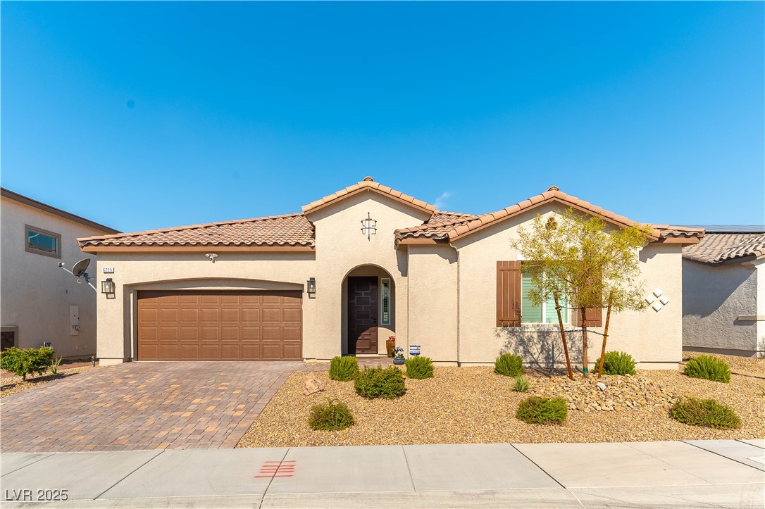 6225 Gambetta Street Property Photo 1