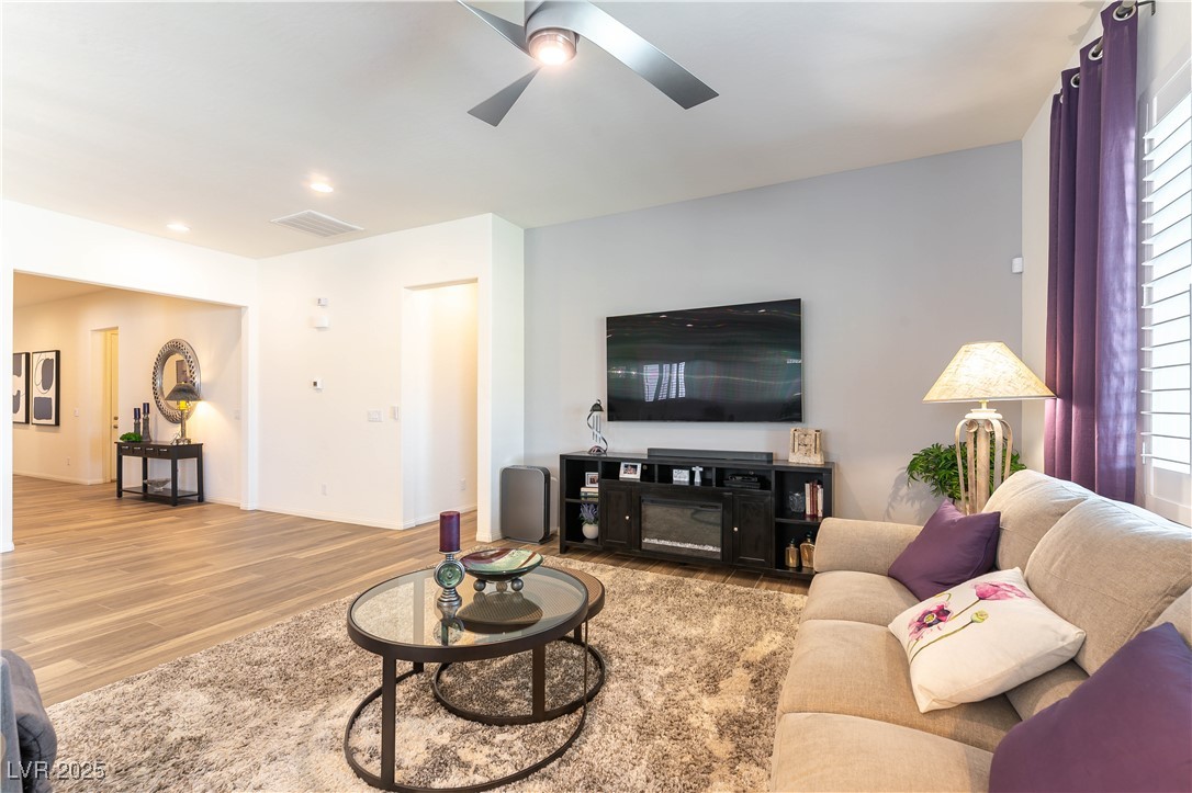 6225 Gambetta Street Property Photo 16